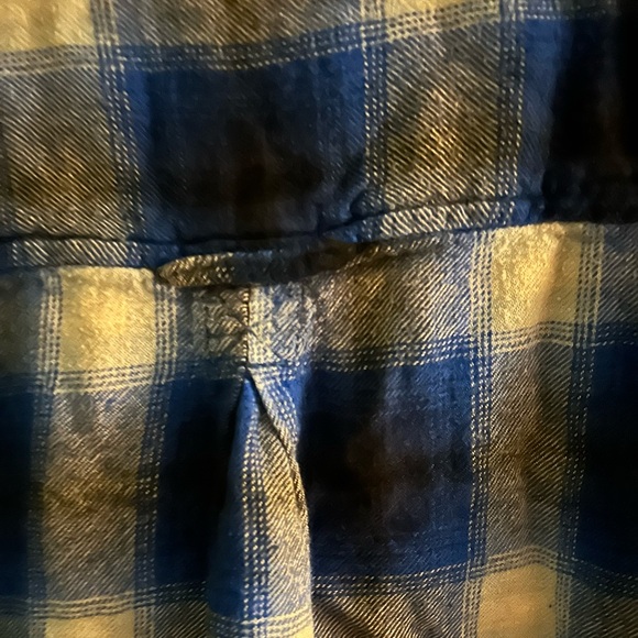 American Eagle Ladies Ahh-Mazingly Soft Boyfriend Fit Long Sleeved Plaid Shirt - Picture 8 of 12